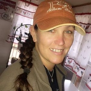 Meet your Posher, Debra